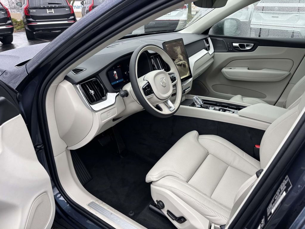 New 2026 Volvo XC60 B5 Ultra w/ Protection Package Premier image 23