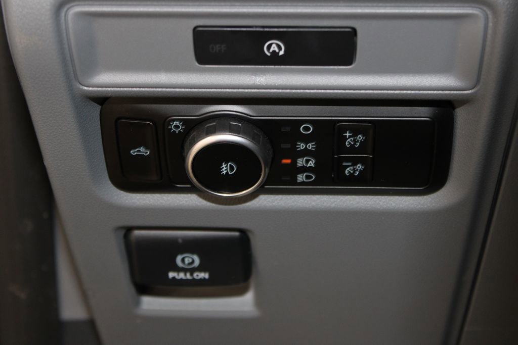 Used 2025 Ford F150 XLT w/ Equipment Group 301A Standard image 41