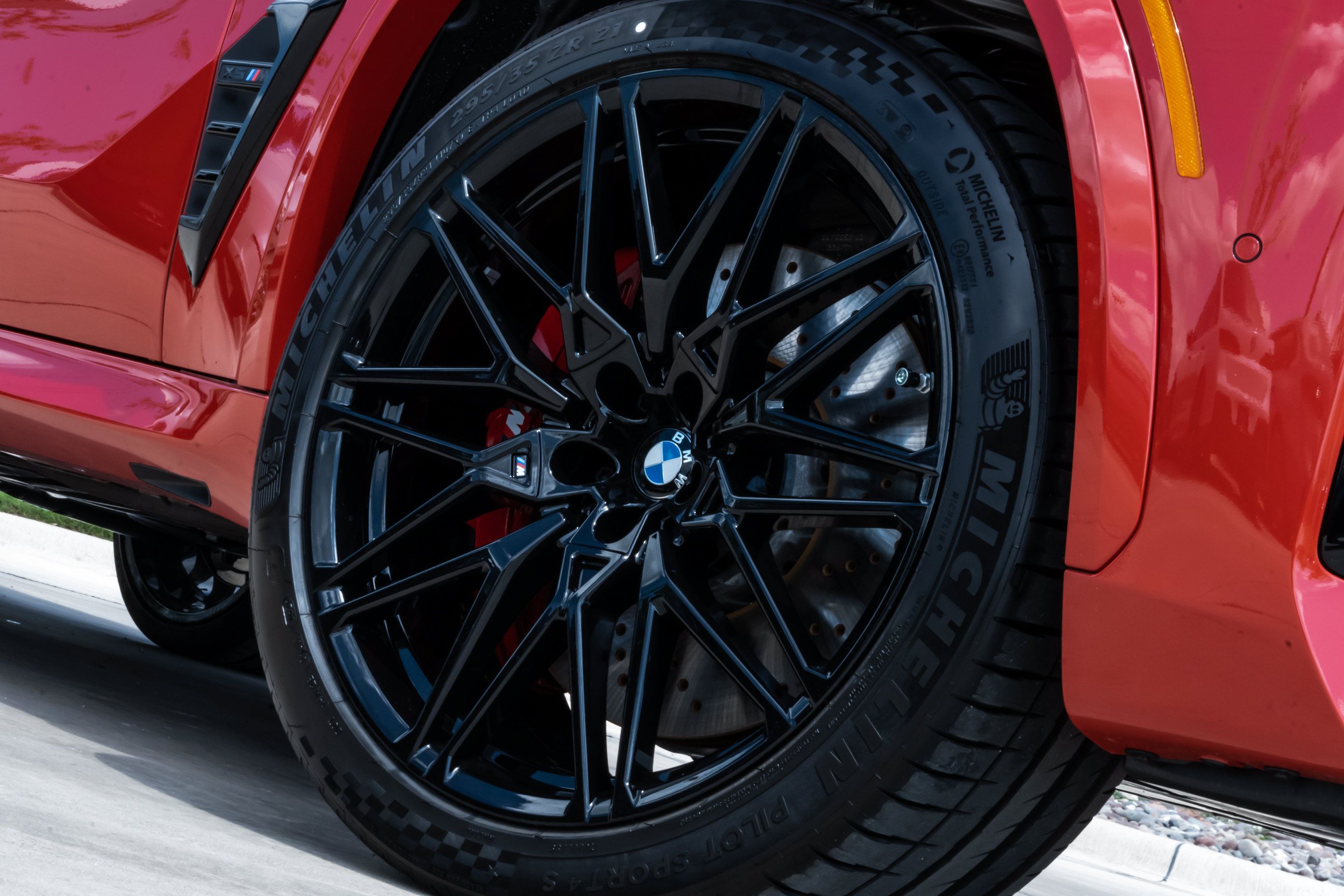 New 2026 BMW X5 M Competition w/ Executive Package AWD/4WD image 11