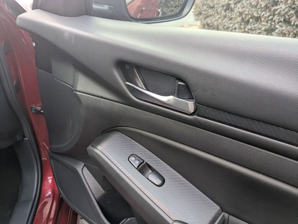 Used 2024 Nissan Altima 2.5 SV image 32