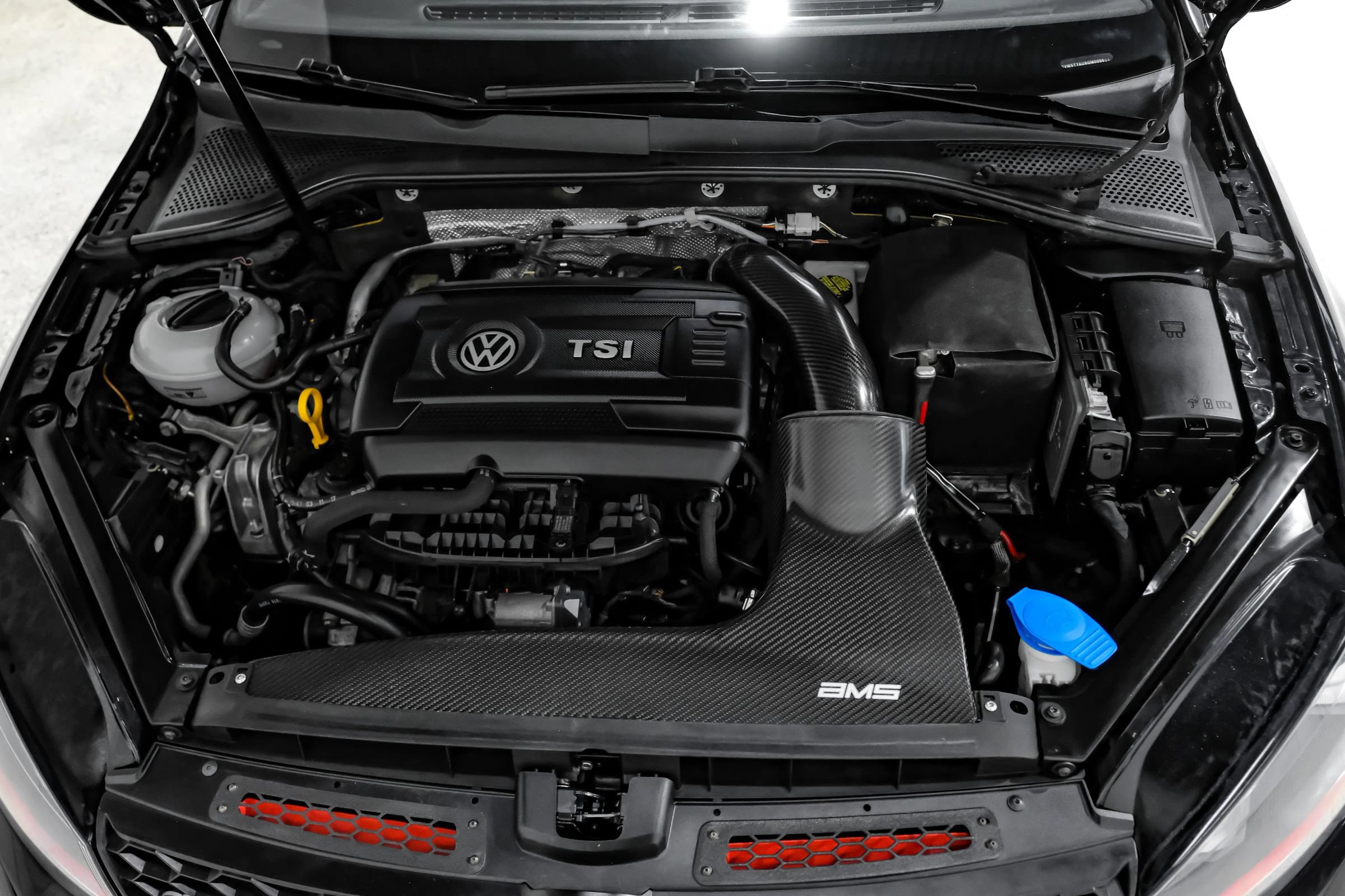 Used 2016 Volkswagen GTI SE FWD image 67