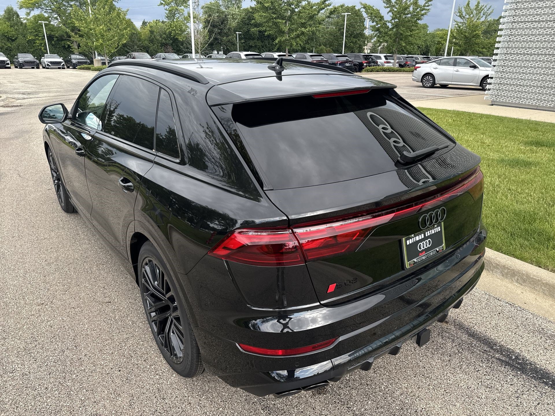 New 2026 Audi SQ8 Prestige AWD/4WD image 31
