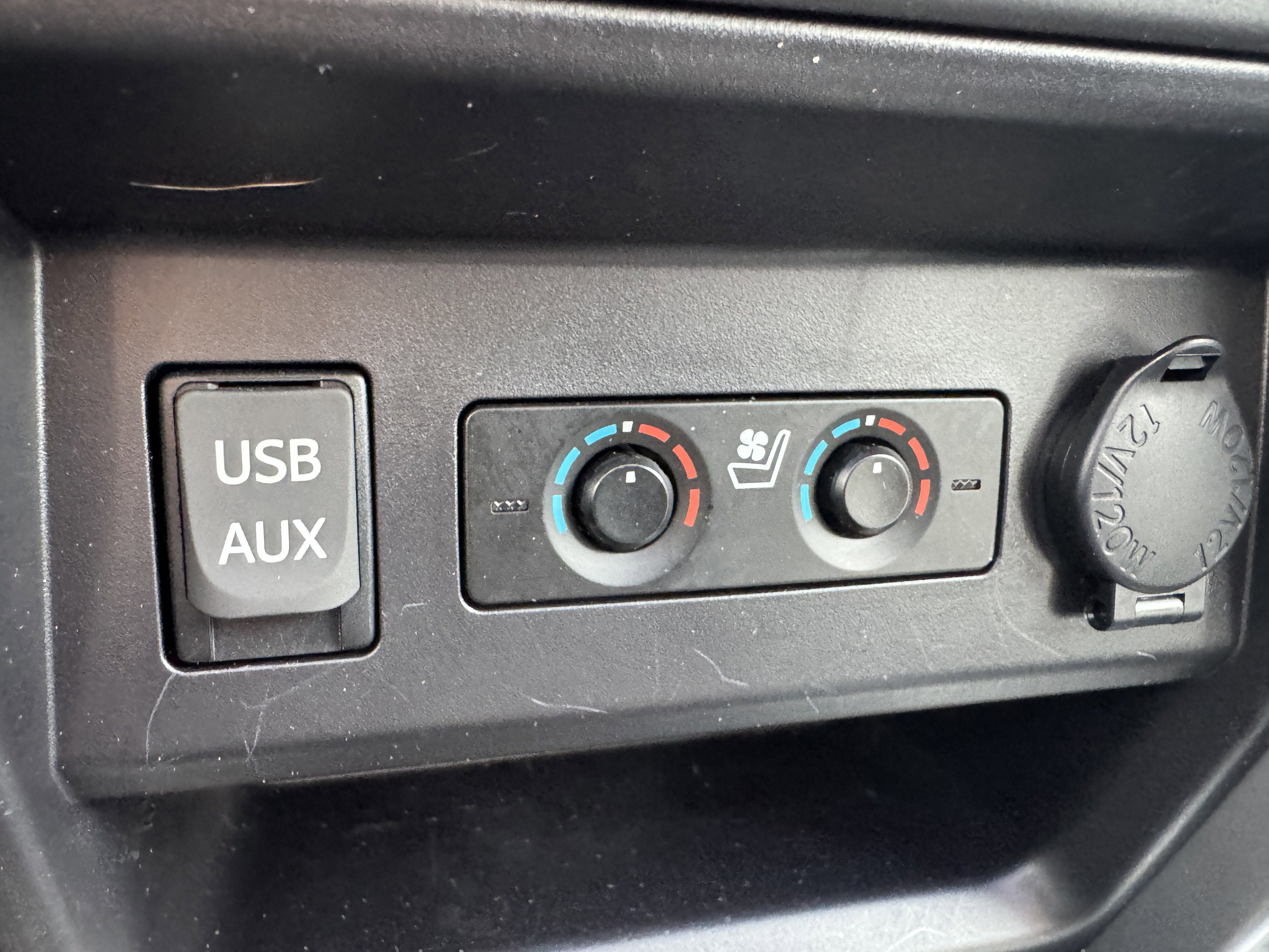 Used 2017 Toyota 4Runner Limited AWD/4WD image 37