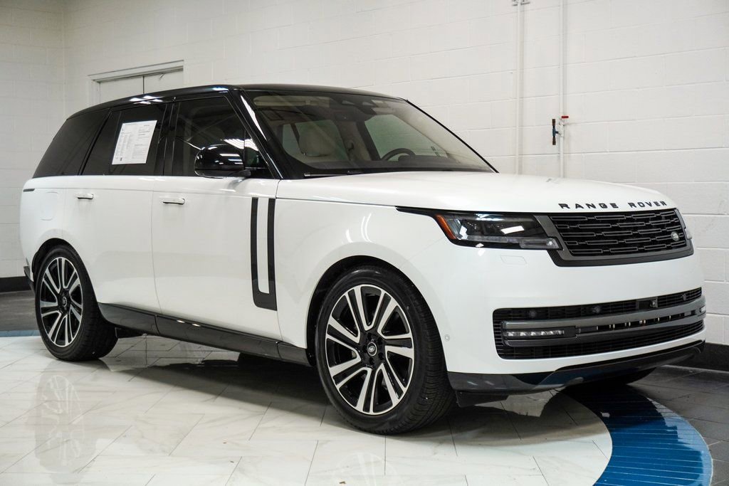 Used 2023 Land Rover Range Rover SE image 5