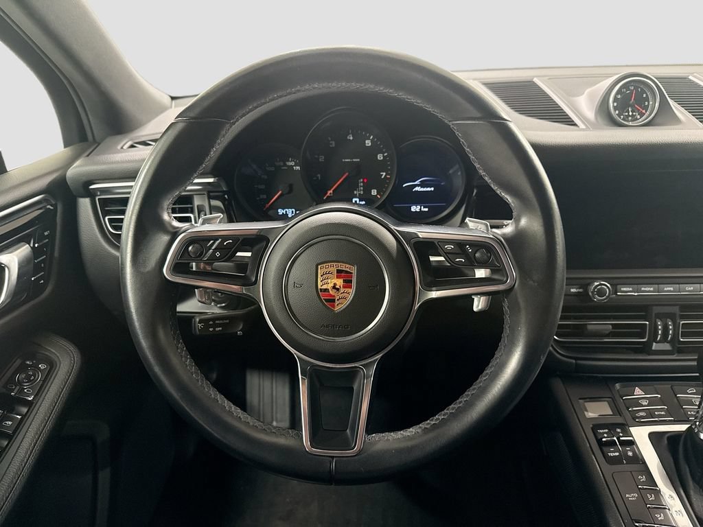 Certified 2020 Porsche Macan AWD/4WD image 12