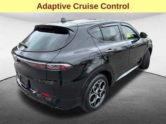 Used 2024 Alfa Romeo Tonale Ti w/ Premium Interior Package image 10