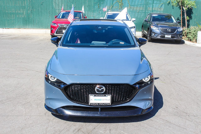 Used 2021 MAZDA MAZDA3 Hatchback w/Premium Plus Pkg AWD/4WD image 2