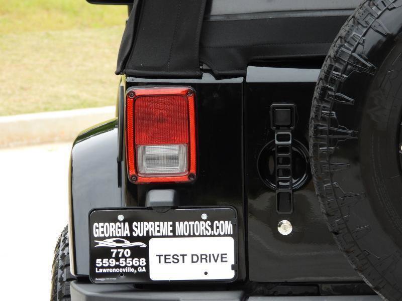 Used 2013 Jeep Wrangler Sahara w/ Connectivity Group AWD/4WD image 22