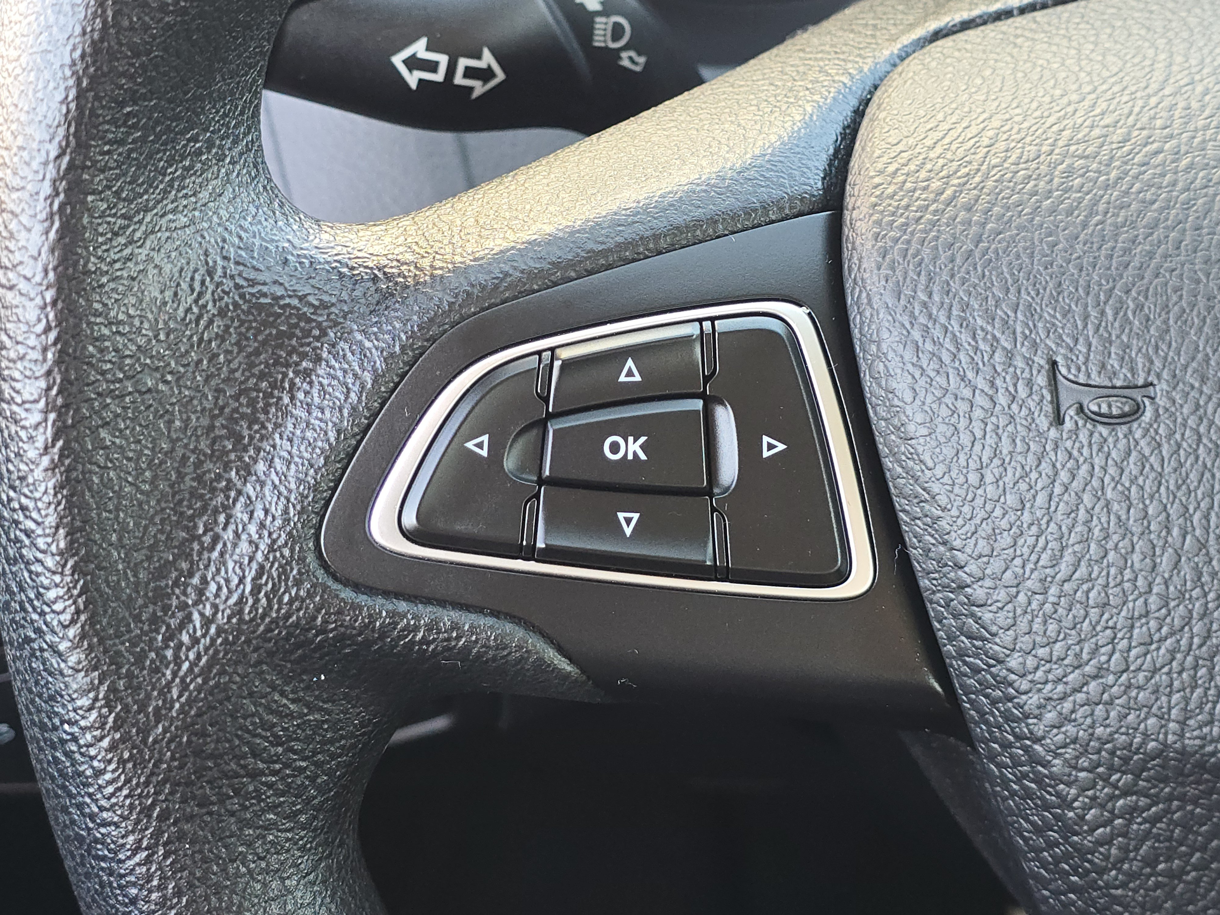 Used 2018 Ford Focus S FWD image 26