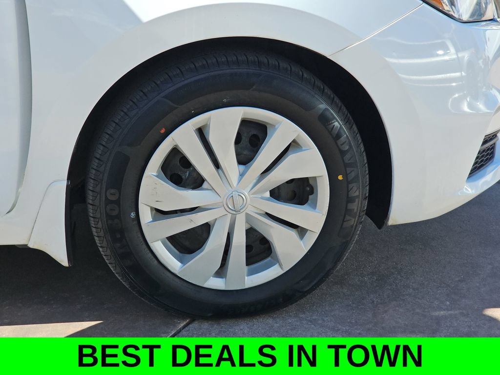 Used 2021 Nissan Versa S FWD image 37
