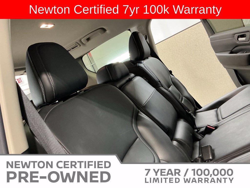 Used 2025 Nissan Armada SV RWD image 20