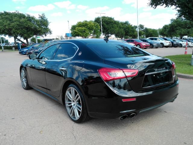 Used 2017 Maserati Ghibli RWD image 12