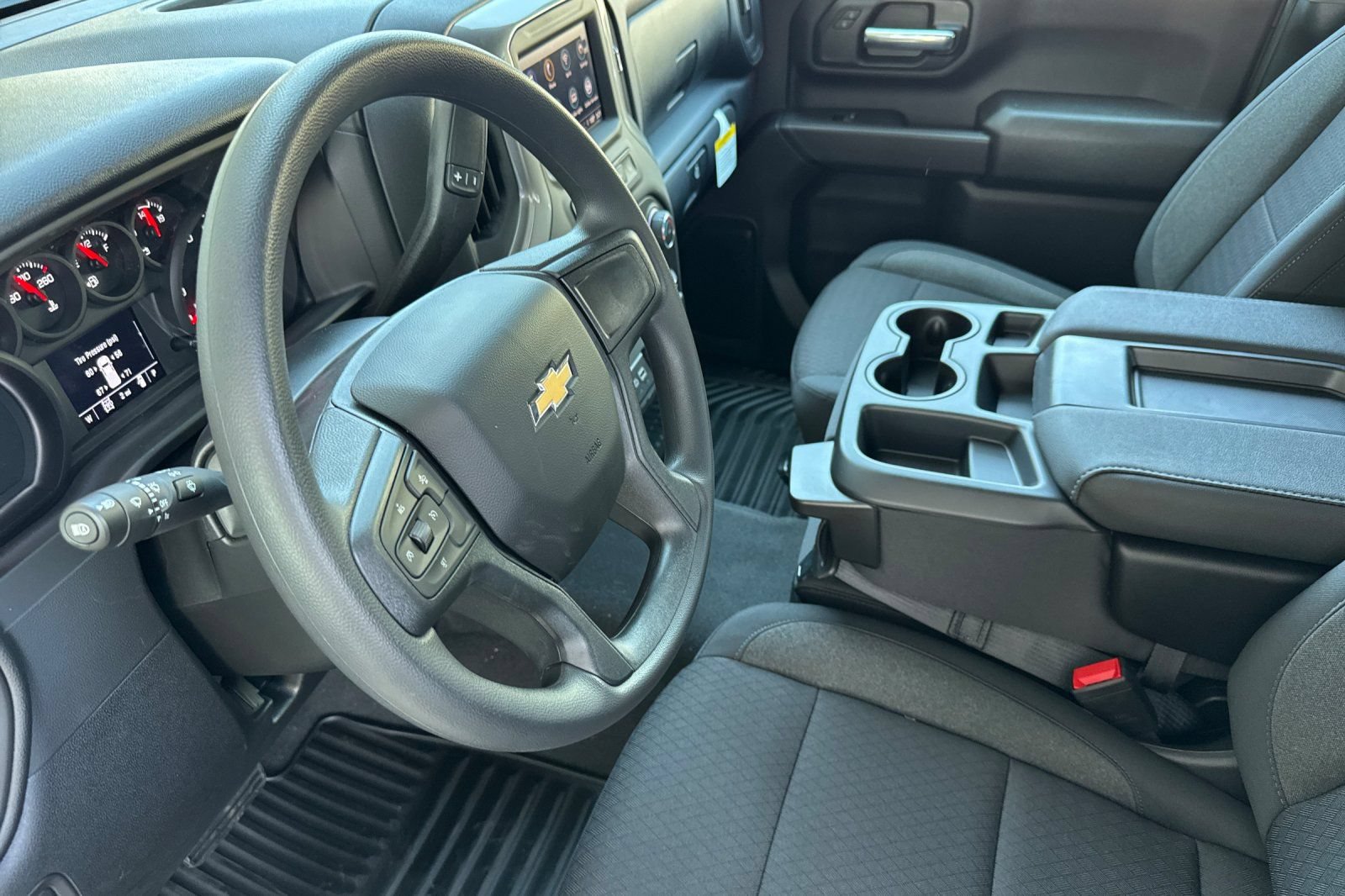New 2026 Chevrolet Silverado 2500 Custom w/ Custom Value Package AWD/4WD image 9