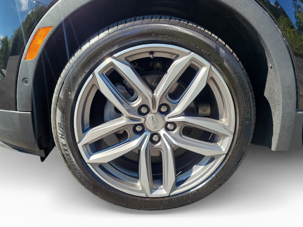 Used 2020 Cadillac XT4 Sport AWD/4WD image 28