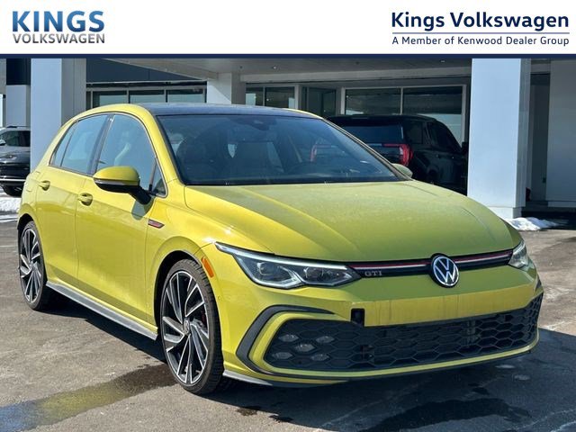 Used 2022 Volkswagen GTI Autobahn FWD image 1