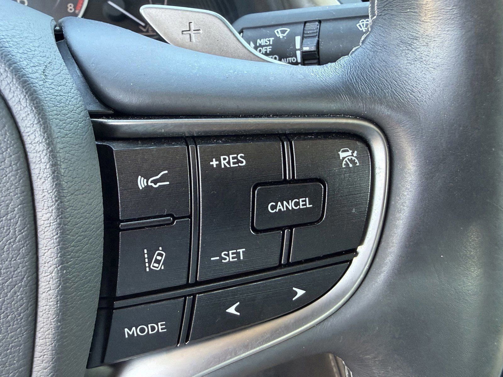 Used 2019 Lexus ES 350 w/ Premium Package image 33