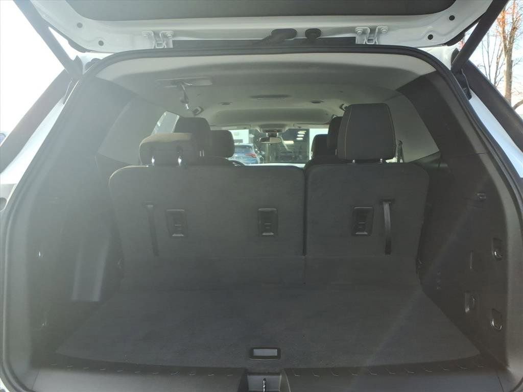 Certified 2021 Chevrolet Traverse LT image 11