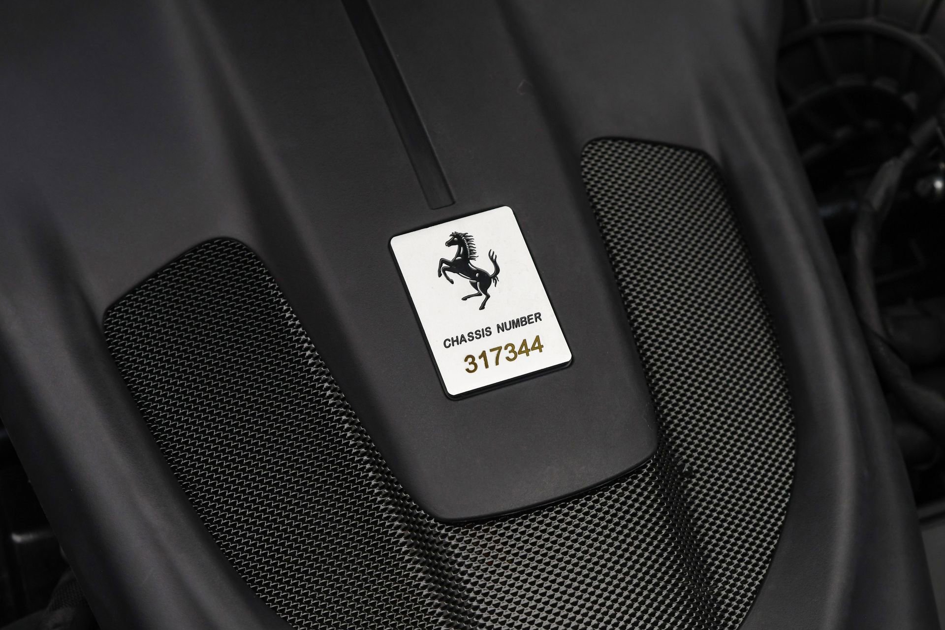 Used 2025 Ferrari Roma Spider image 33