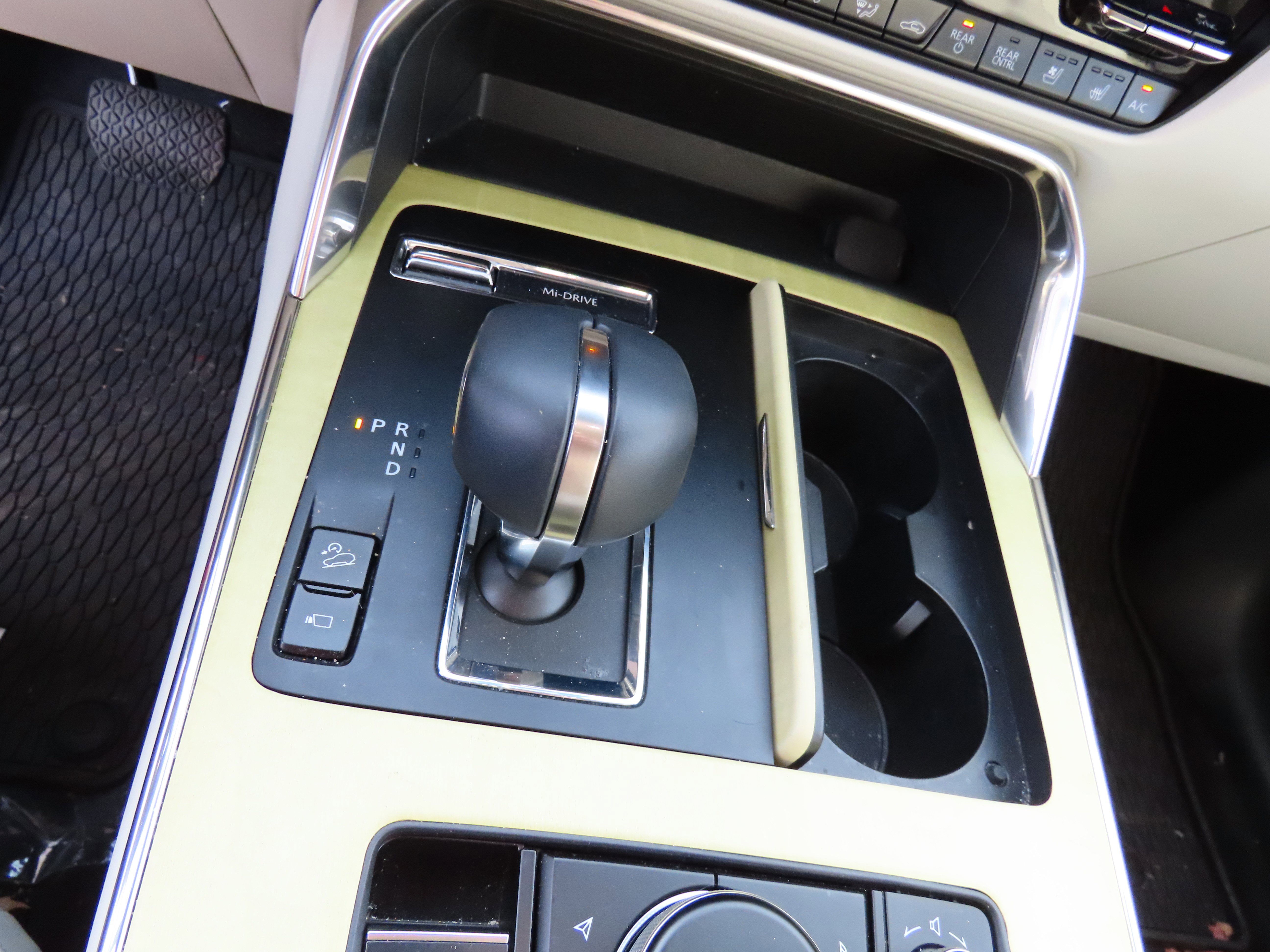 Certified 2025 MAZDA CX-90 3.3 Turbo S w/ Premium Plus image 31