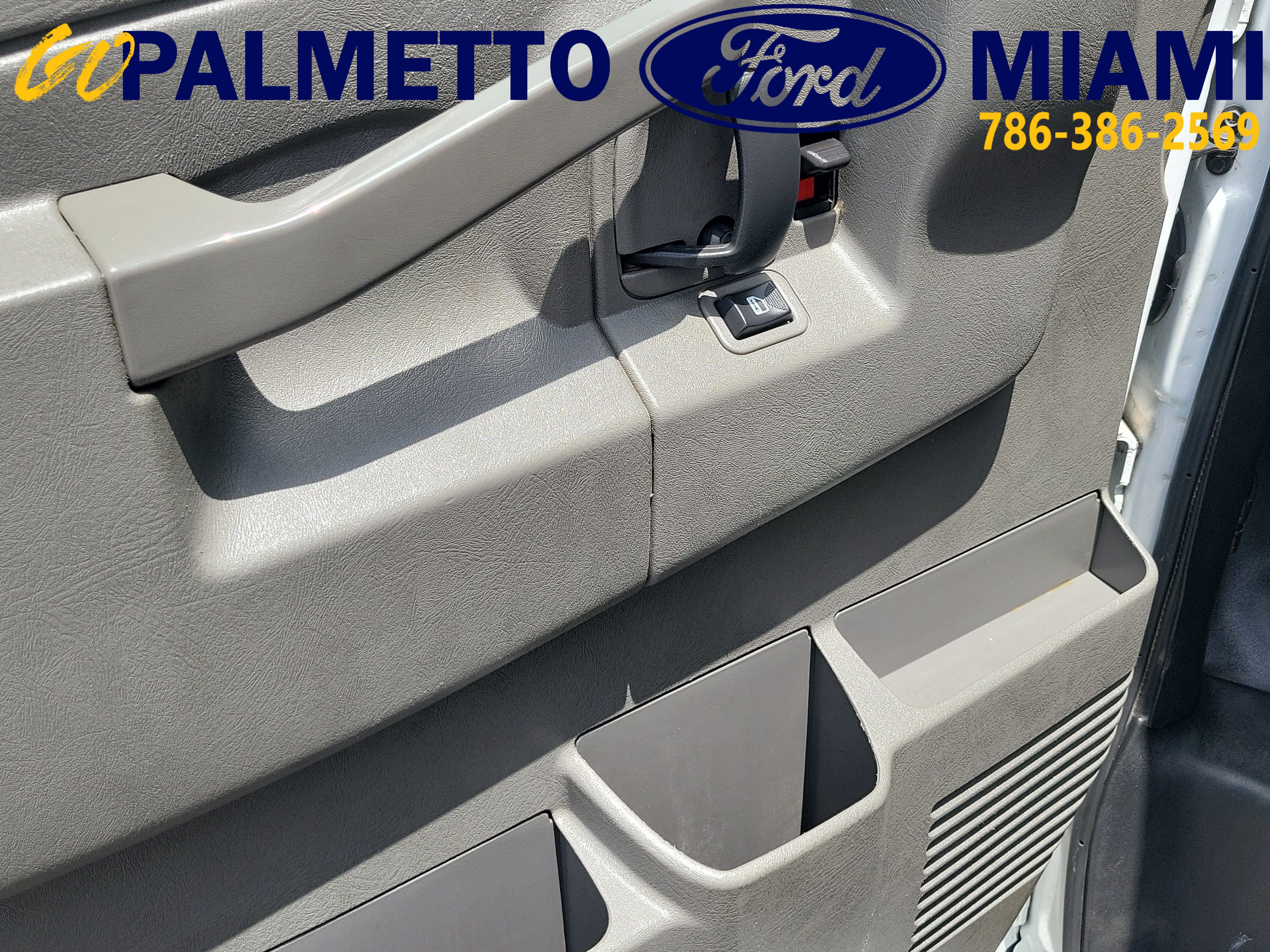 Used 2021 GMC Savana 3500 Extended w/ Power Convenience Package RWD image 10