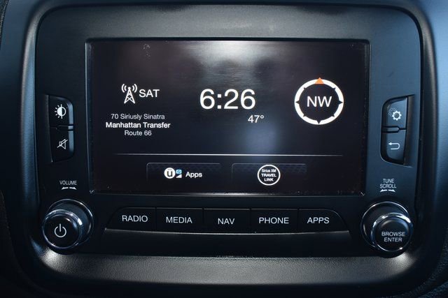 Used 2017 Jeep Renegade Limited image 23