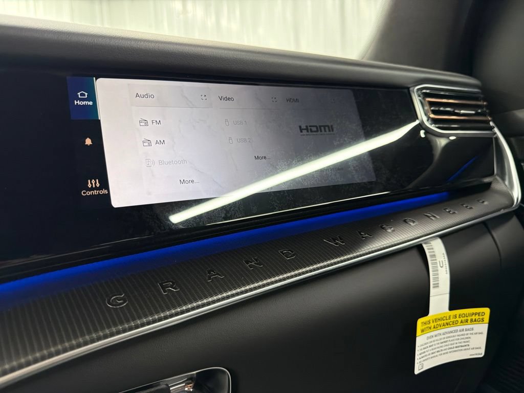 New 2026 Jeep Grand Wagoneer L Summit AWD/4WD image 33
