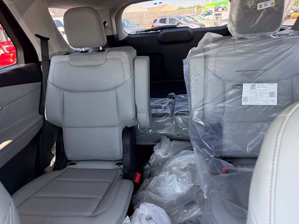 New 2026 Ford Explorer Active w/ Active Comfort Package AWD/4WD image 27
