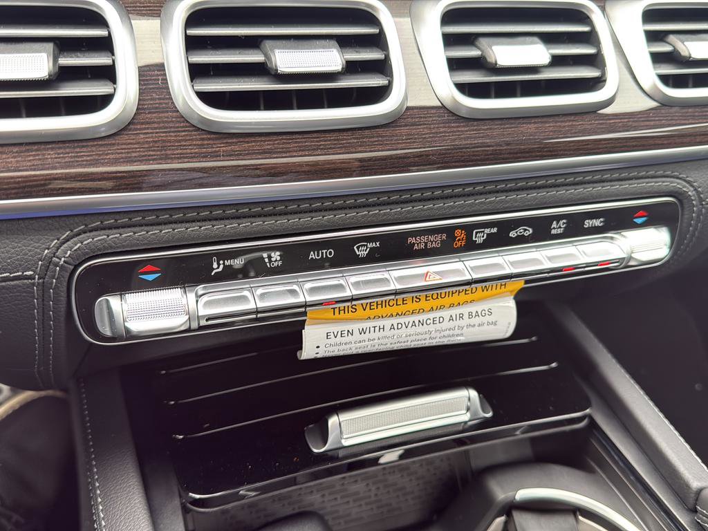 New 2026 Mercedes-Benz GLE 53 AMG 4MATIC Coupe image 17