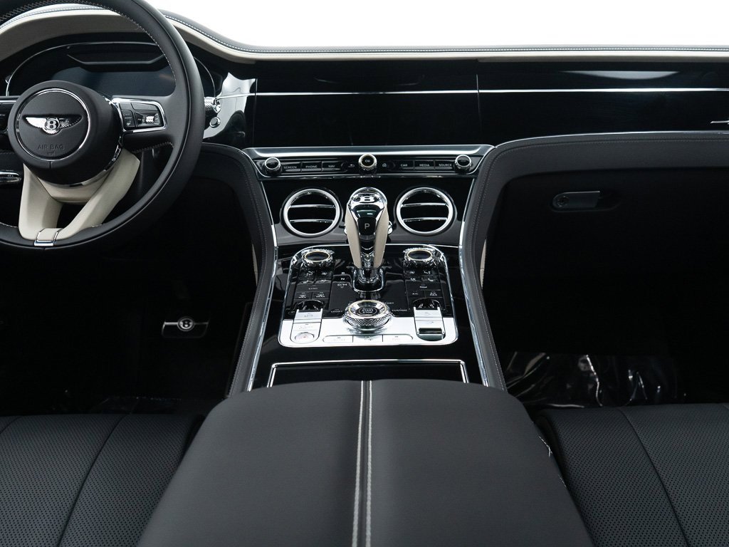 Used 2024 Bentley Continental GT Speed image 27
