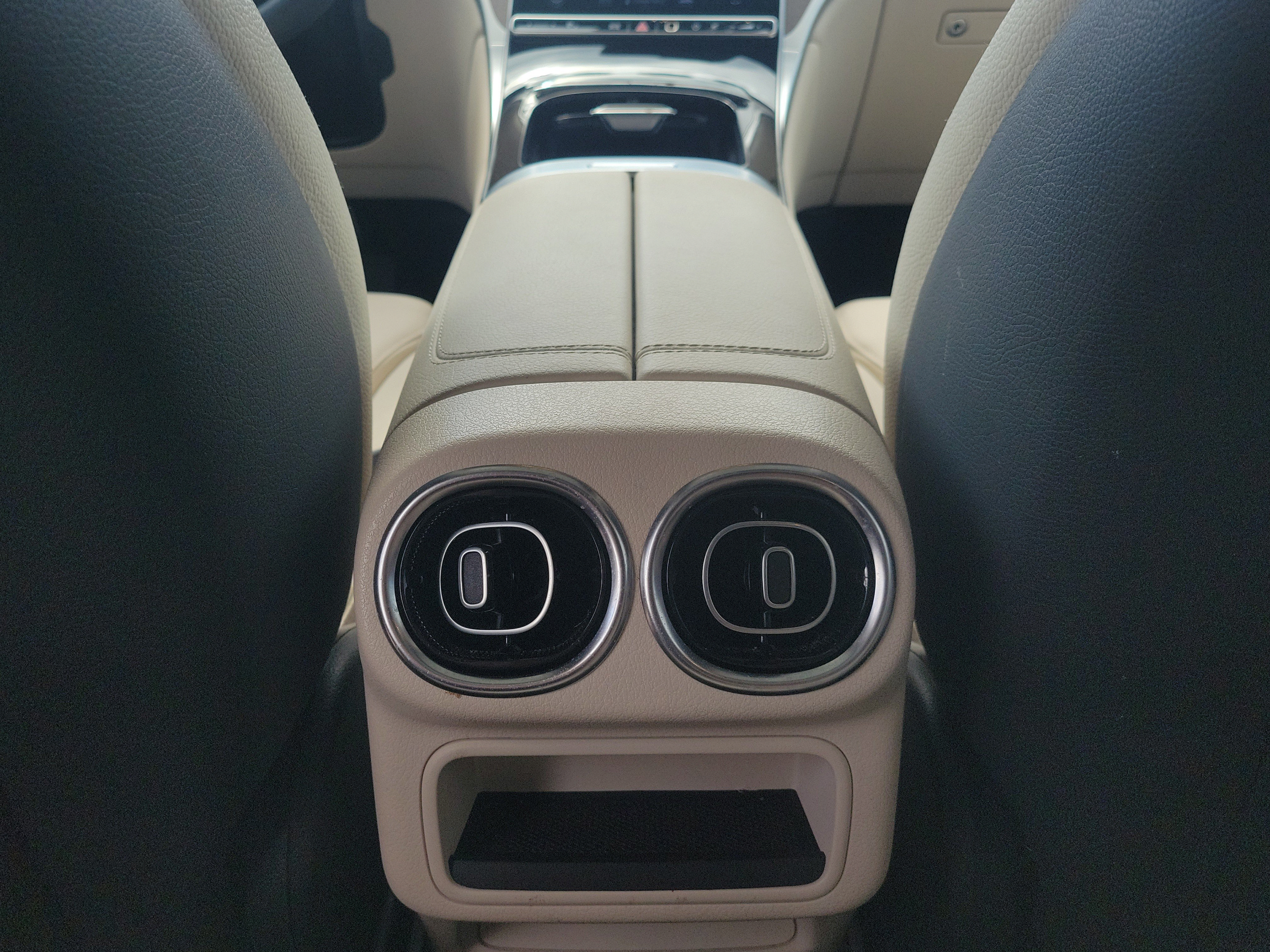 Certified 2024 Mercedes-Benz GLC 300 4MATIC image 11