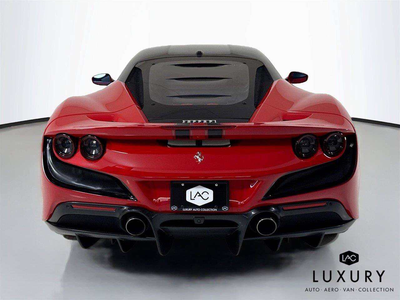 Used 2021 Ferrari F8 Tributo RWD image 7