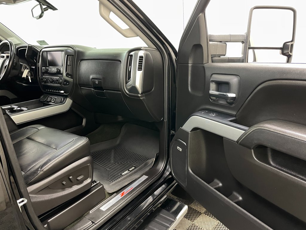Certified 2015 Chevrolet Silverado 2500 LTZ w/ Duramax Plus Package image 36