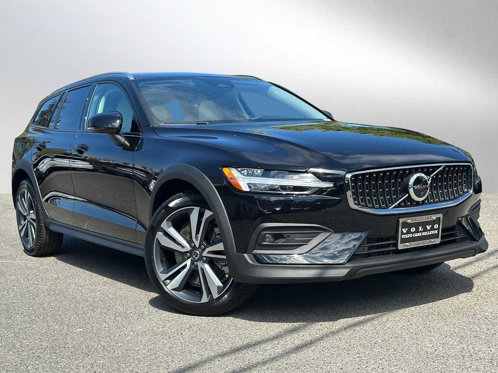 New 2026 Volvo V60 B5 Cross Country Plus w/ Protection Package Premier AWD/4WD image 1