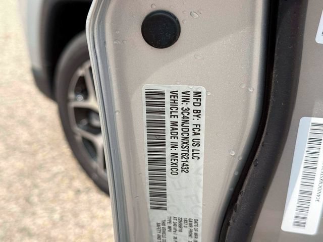 Certified 2025 Jeep Compass Limited AWD/4WD image 19