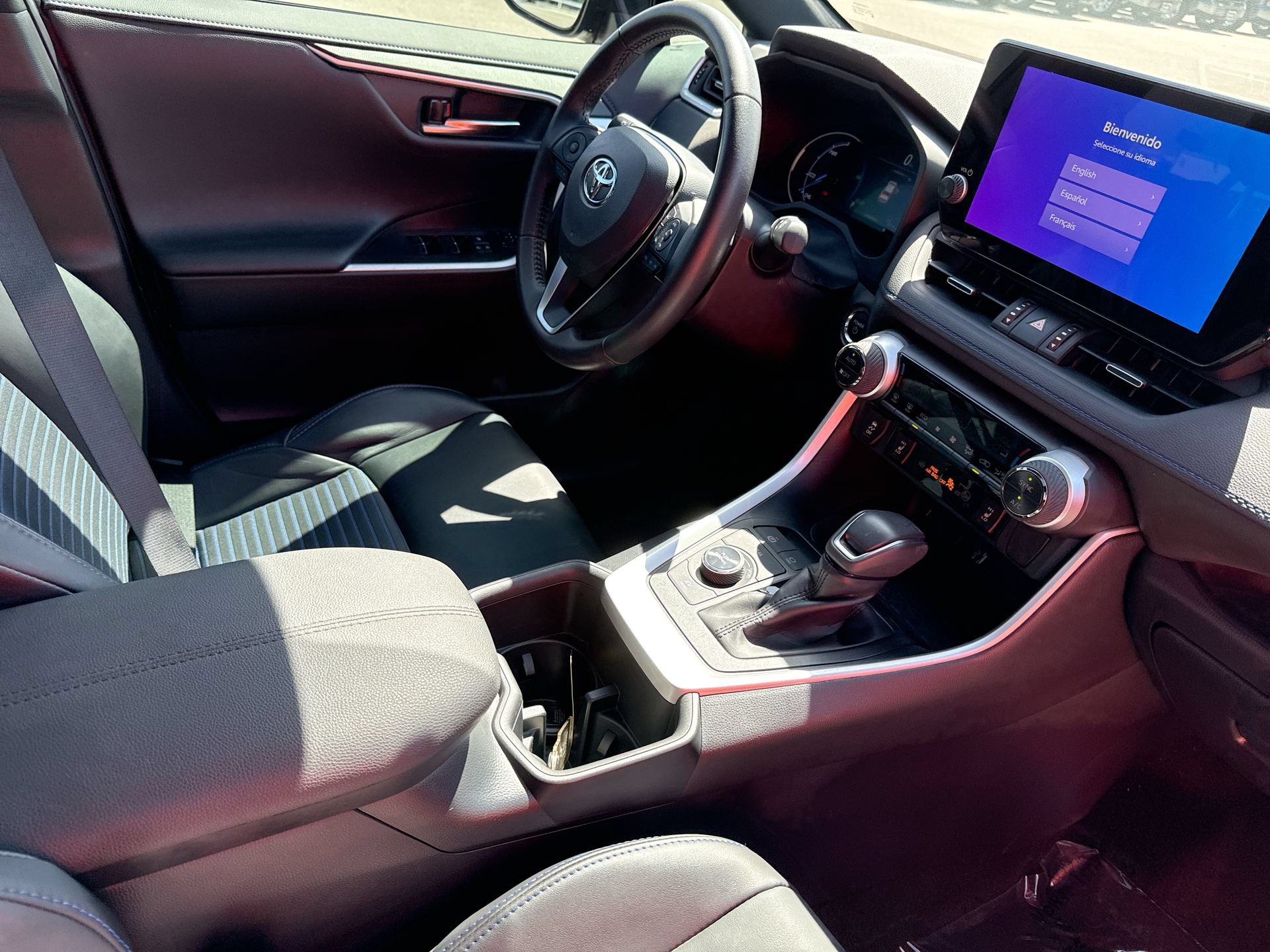 Certified 2025 Toyota RAV4 XSE AWD/4WD image 23