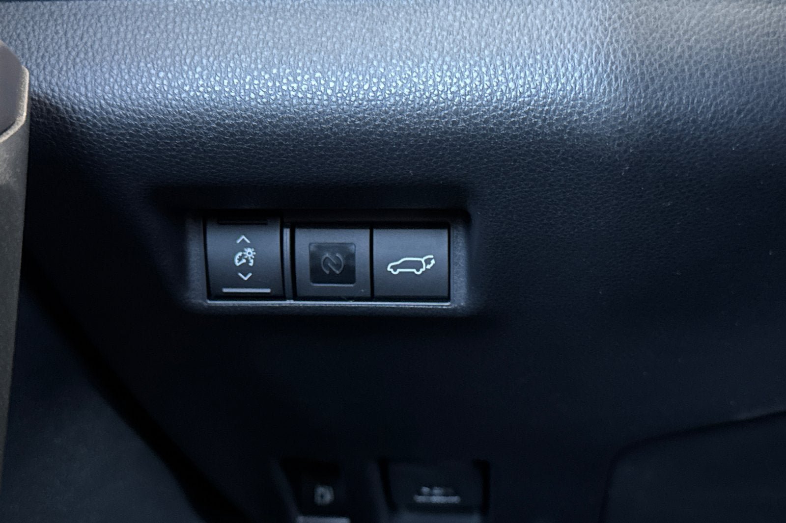 New 2026 Toyota RAV4 XSE AWD/4WD image 30