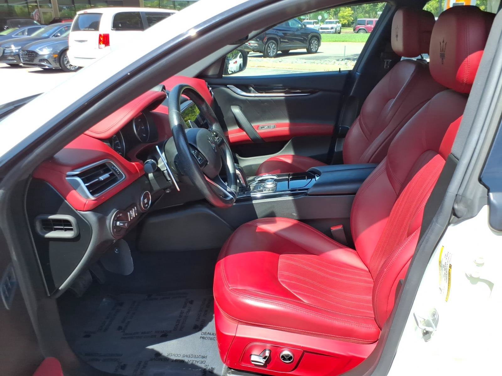 Used 2022 Maserati Ghibli Modena RWD image 12
