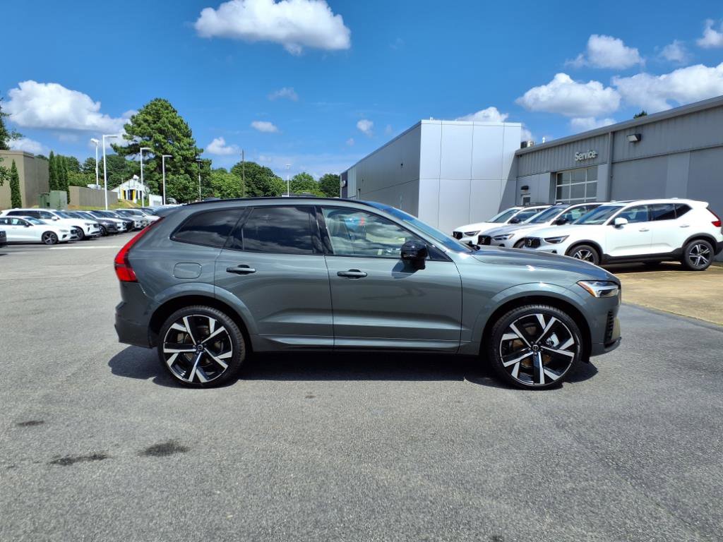 New 2026 Volvo XC60 T8 Ultra image 2
