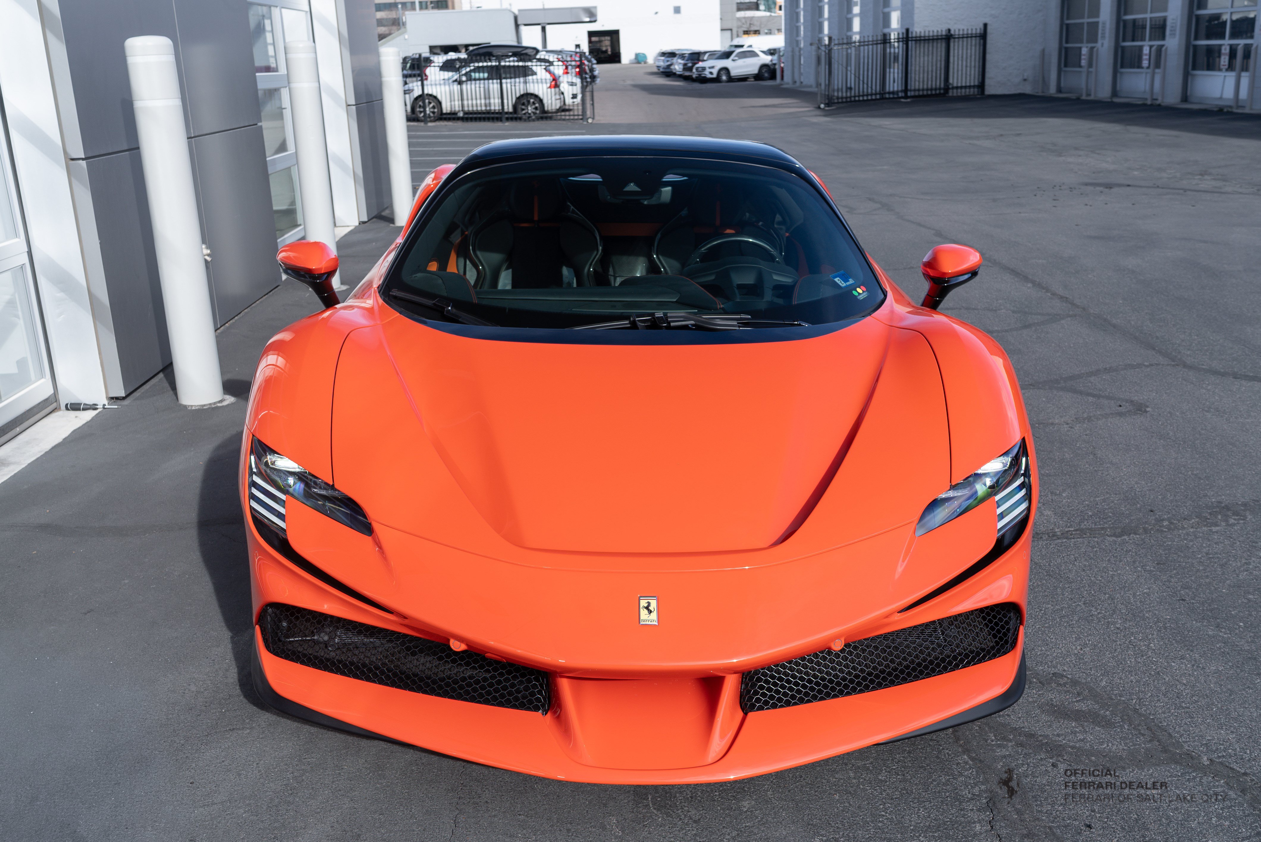 Used 2024 Ferrari SF90 Spider image 2