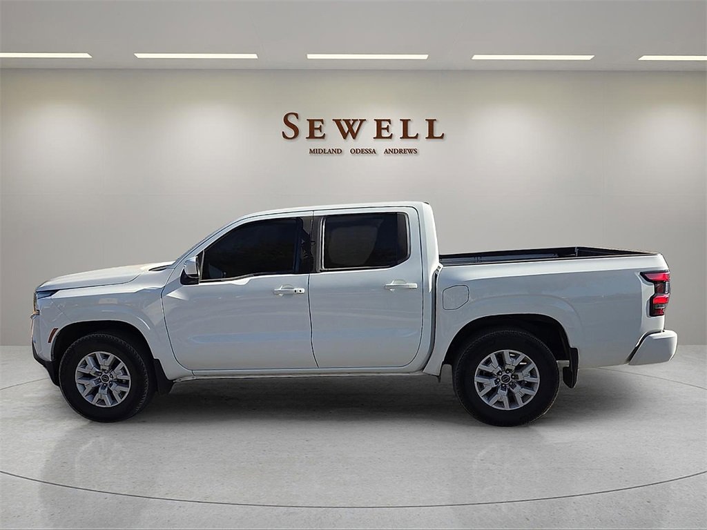 Used 2024 Nissan Frontier SV w/ SV Convenience Package image 2