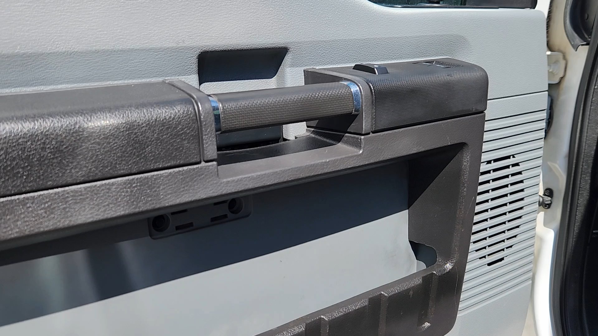 Used 2015 Ford F250 XL w/ Power Equipment Group AWD/4WD image 26