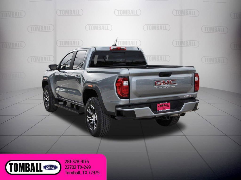 Used 2025 GMC Canyon AT4 image 5
