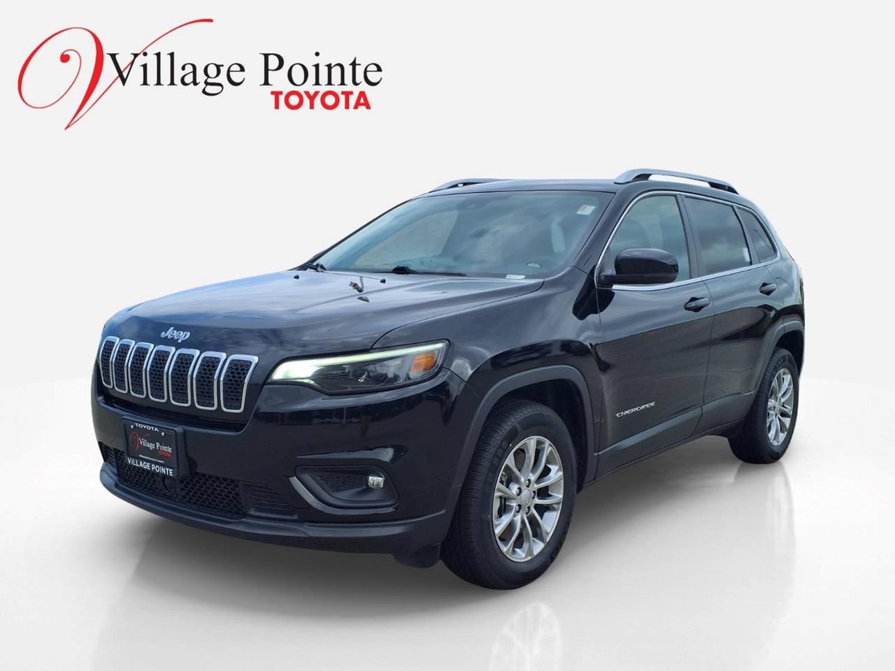 Used 2021 Jeep Cherokee Latitude Lux w/ Mopar Interior Package AWD/4WD image 1