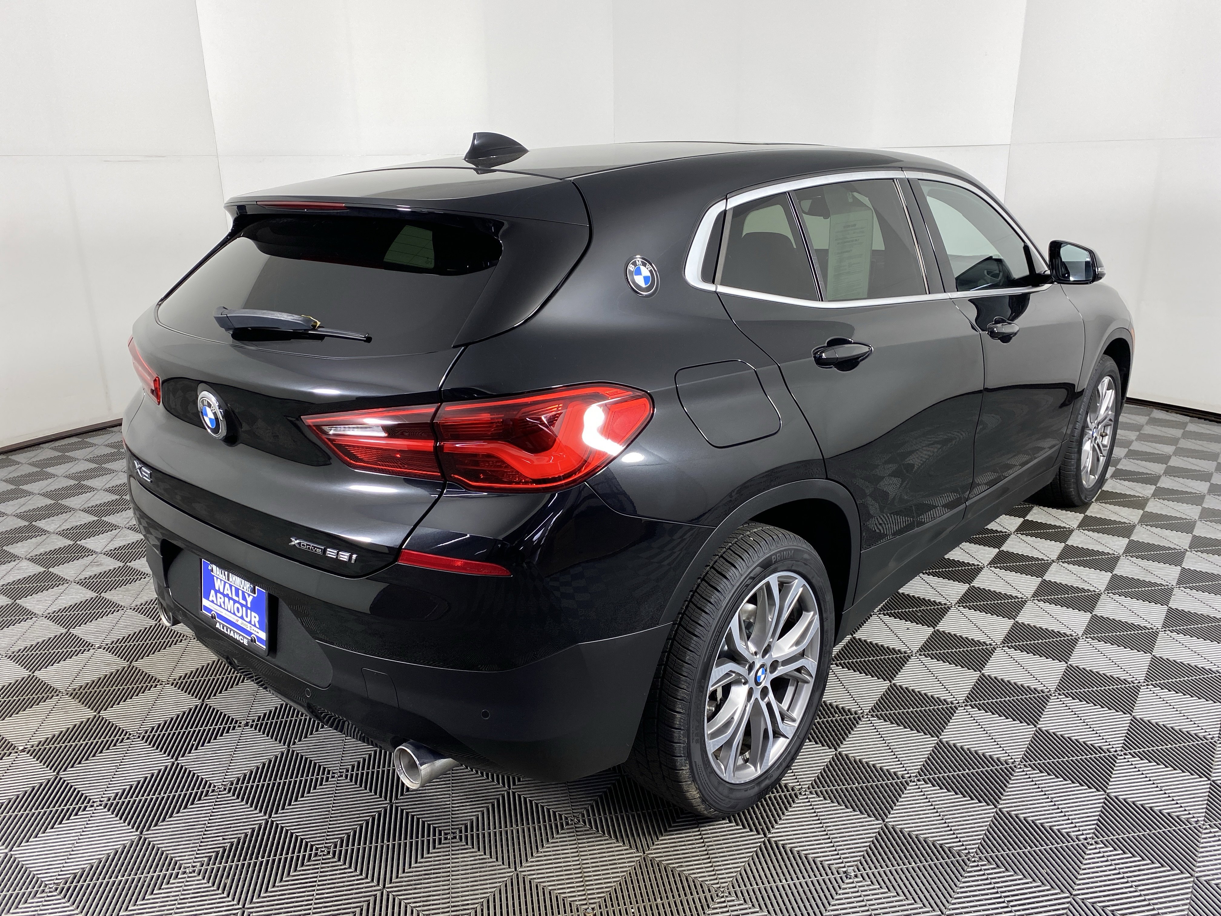 Used 2020 BMW X2 xDrive28i w/ Premium Package image 9
