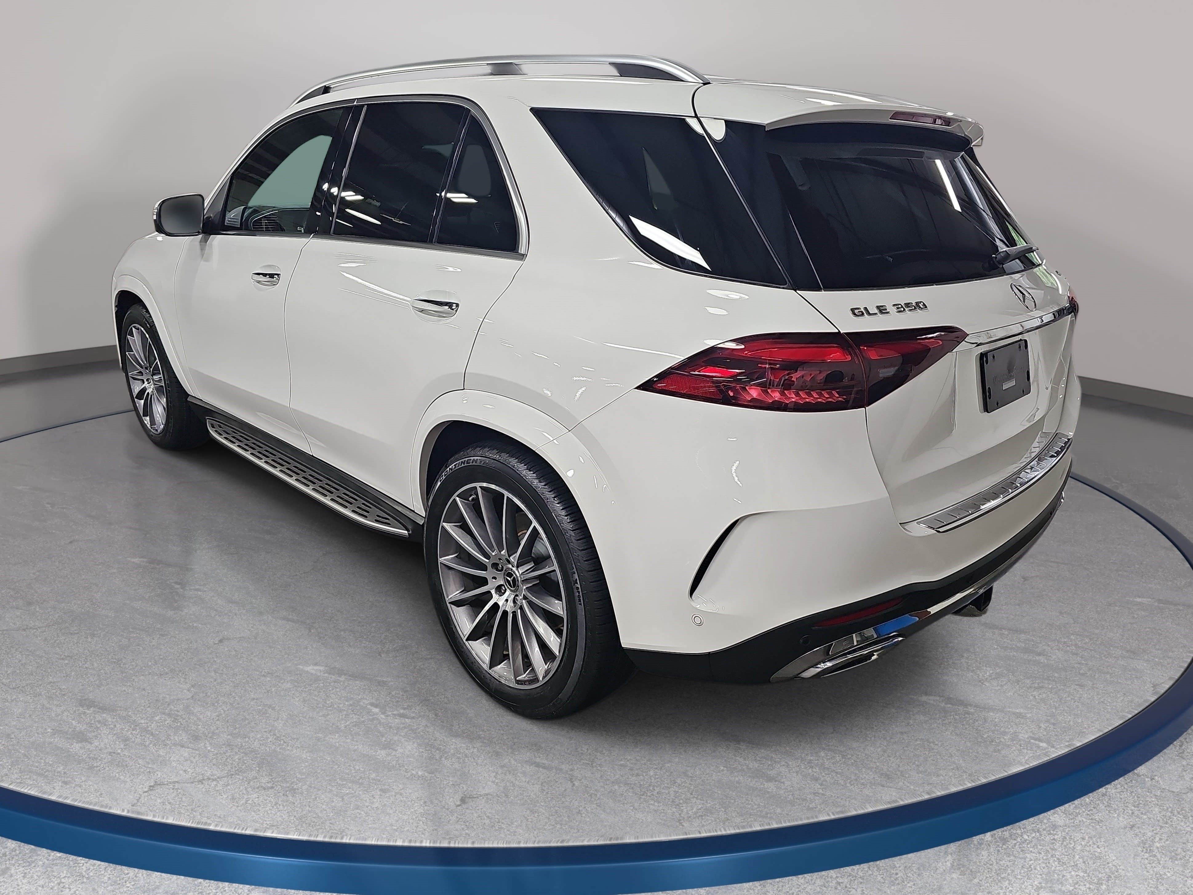 Used 2024 Mercedes-Benz GLE 350 4MATIC image 7