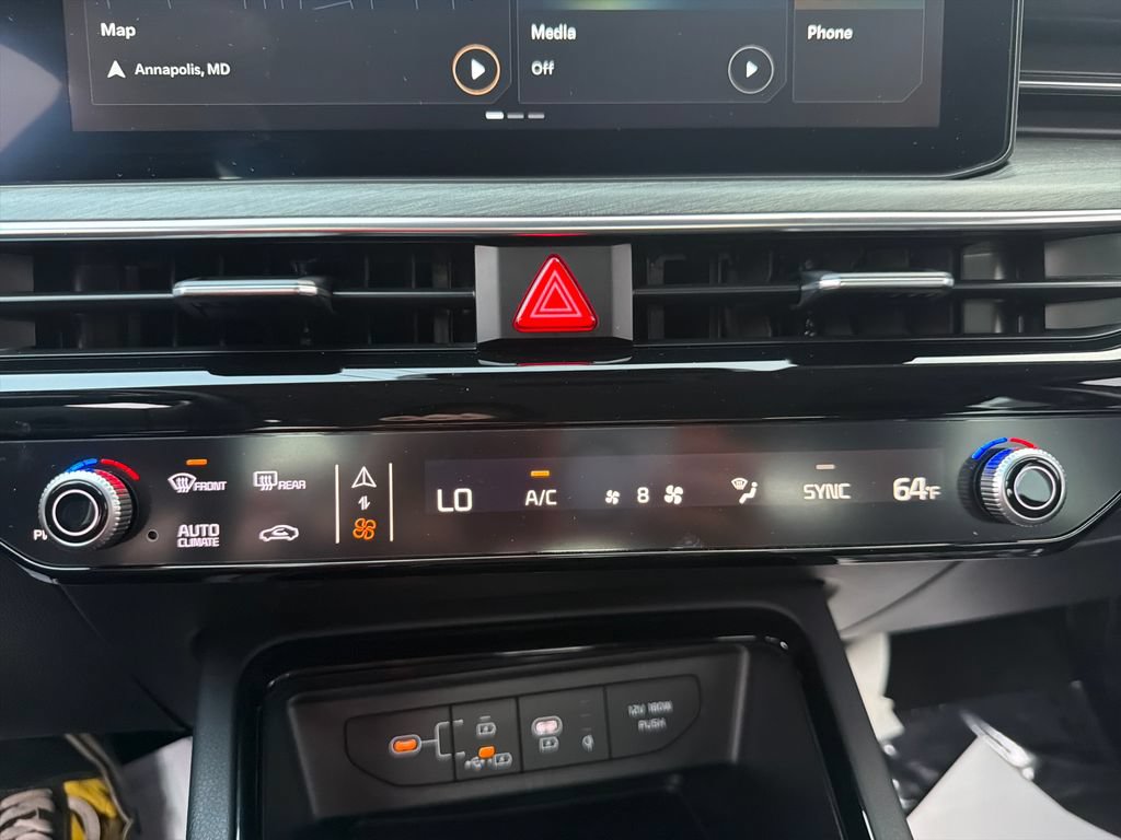 Used 2025 Kia K5 EX FWD image 17