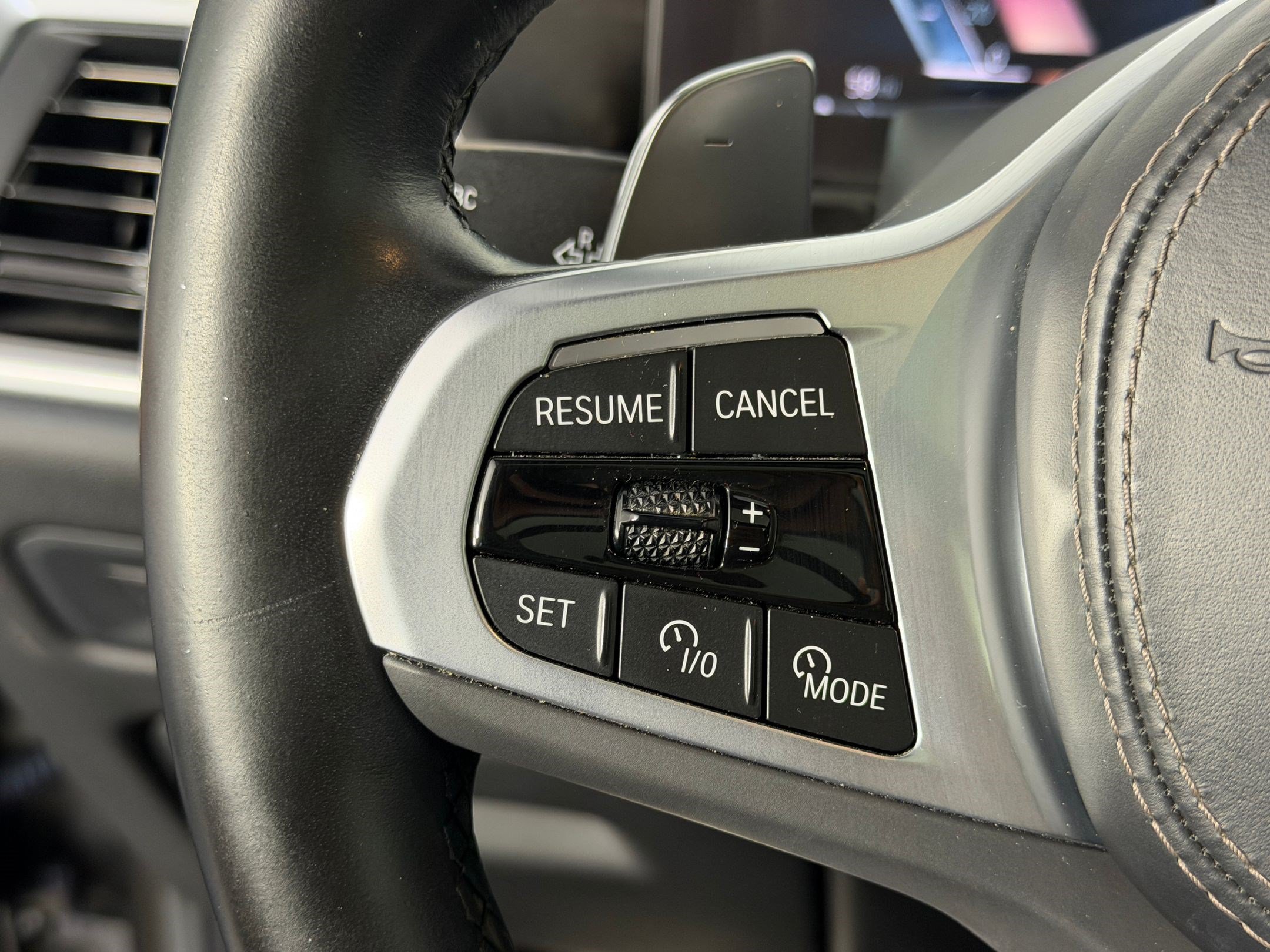Used 2024 BMW X5 sDrive40i w/ Executive Package RWD image 15