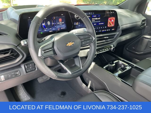 Used 2025 Chevrolet Silverado EV LT AWD/4WD image 10