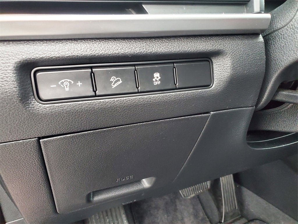 Used 2024 Kia Telluride S w/ S Sunroof Package image 12