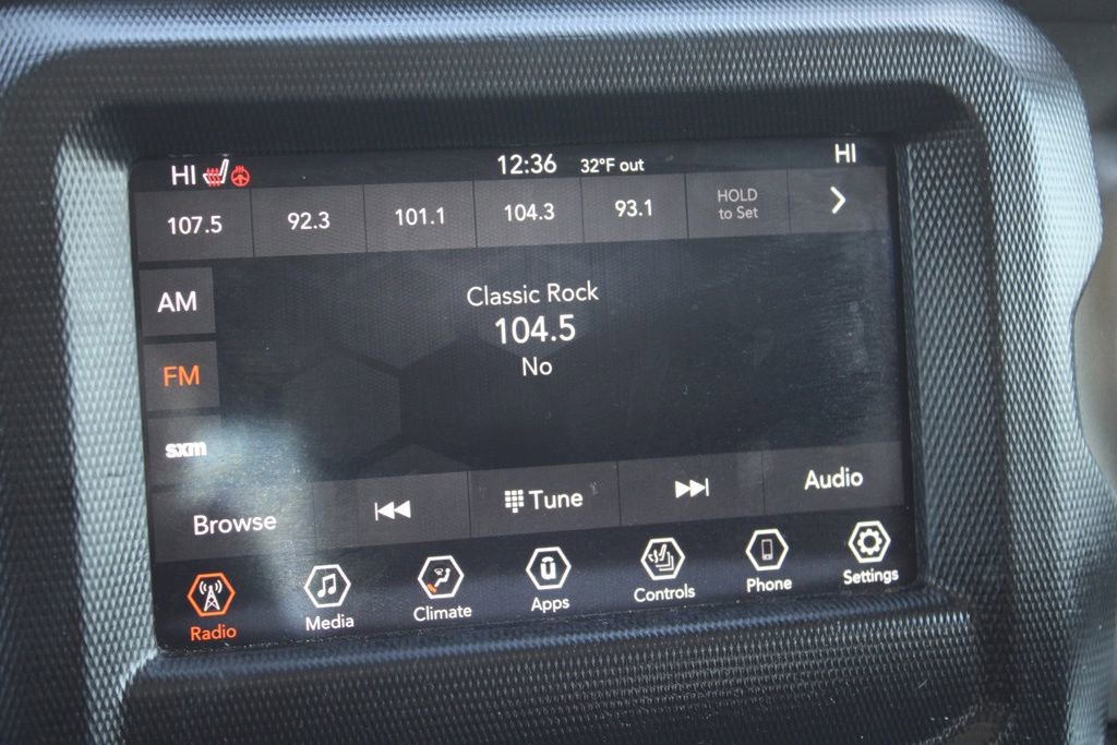 Used 2020 Jeep Wrangler Unlimited Sport image 32